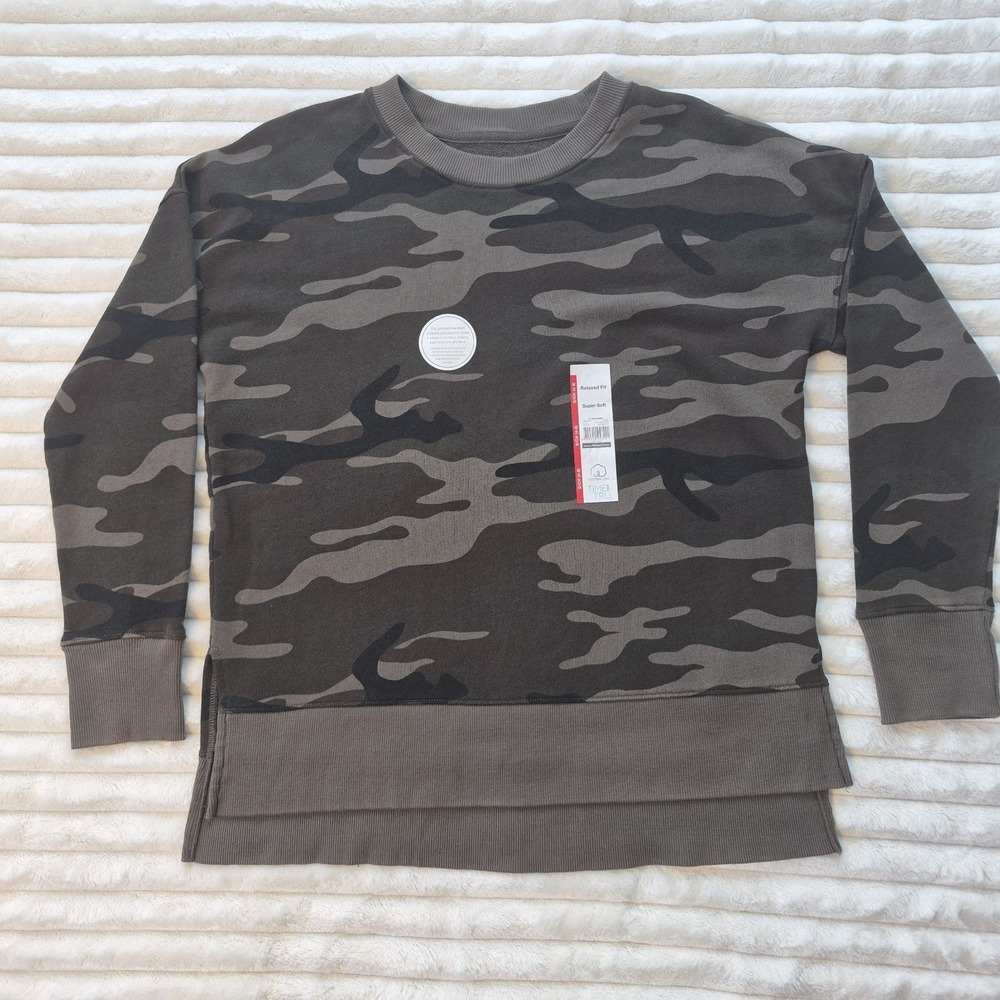 Camo Crewneck OVERSIZED FIT Longsleeve Sweatshirt Small (4-6) NWT Time And‎ Tru